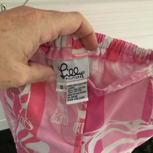🎀Lilly Pulitzer GIRLS Vintage pants in El Casa Coco 5T🎀 - Picture 4 of 5
